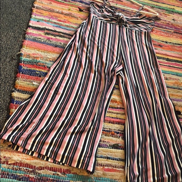 Jumpsuit - Picture 4 of 5